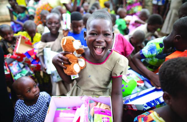 Operation Christmas Child volunteers send Christmas joy to children overseas