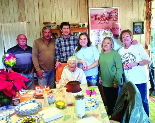 Mabel Edmondson celebrated her 99th birthday with family &amp;amp; friends