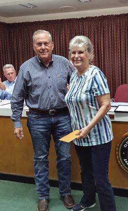County Justice of the Peace Sharon Blossman was honored at the May City Council meeting. She was given an Award of Appreciation by Major Ken Jordon and the City Council. | Photo by Djuana Payton