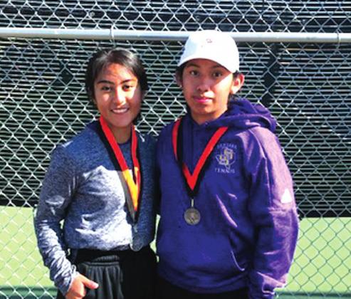 Natalie Cuevas and Minerva Vasquez won 3rd Place in Girls Doubles at Llano’s Varsity Tennis Tournament.