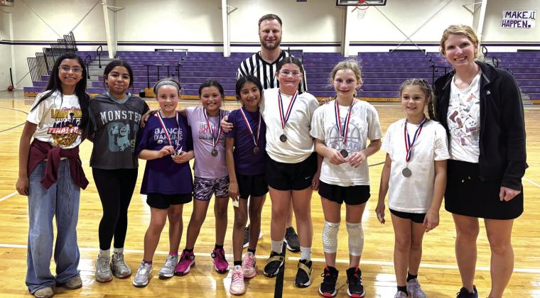 Pictured here 3rd/4th grade girls who participated in the 3-on-3 tournament. Photo by Amanda Rivera