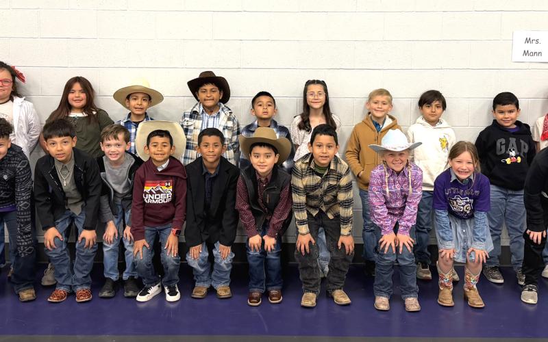 SSES 2nd Grade students with Perfect Attendance for the 1st 9-Weeks