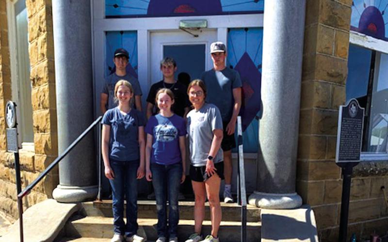 NHS Students: Front Row - Kinzley and Kassandra Daly, Mrs Locker (sponsor); Back Row Jaspur Farris, Christian McKinnerney, and Brice Roesler. See the story about their hard work in the Richland Springs Report inside this edition. Photo by Sue Ransom