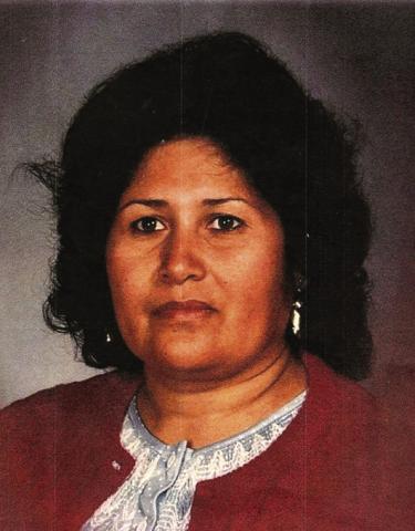 Lupe Flores