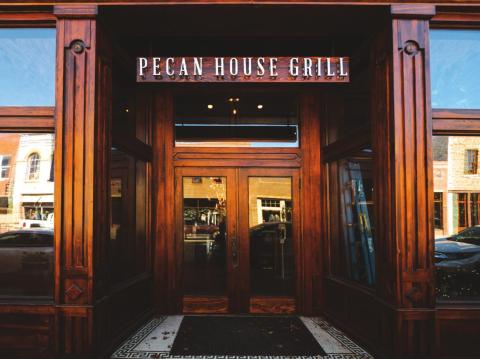 Pecan House Grill selected as 2021 finalist in Design category by Texas Downtown Association President’s Awards Program