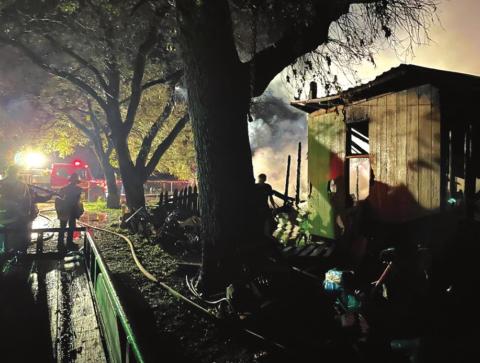 San Saba & Richland Springs VFDs battle house fire; house total loss but no lives lost!