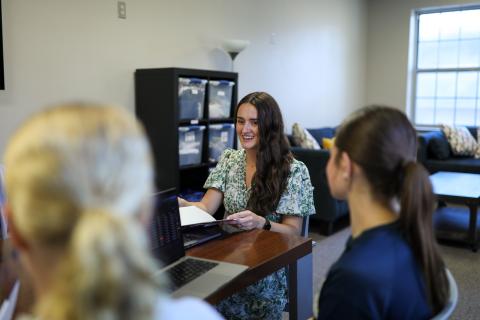 HPU announces the Organization Matching Scholarship for graduate students.