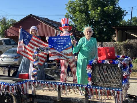 Pictured left to right: Melody Lewis-Betsy Ross, Linda Ragsdale-Lady Liberty, Darwin Lewis-Uncle Sam