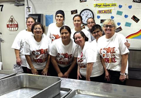 SSES Thanksgiving Feast