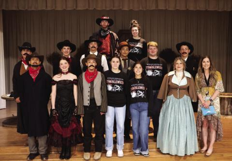 Richland Springs One Act Play “Tumblewood” cast (L-R): Top row: Troy Kubin and Mallory Okerson; Middle row: Shawn Wall, Jaspur Farris, Dalton Moats, Ian McKinnerney, Jacob Sweeney, and Billy Perry; Bottom Row: EJ Aviles, Reagan Ethridge, Jacelynn Kilgore, Fallon Soto, Keely Pham, Bear Rigdon, and Sarah Locker Photo courtesy of Pam Starr