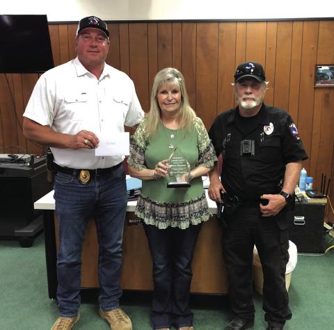 Judge Sharon Blossman and Foreman Robert Hensley honored by San Saba City Council
