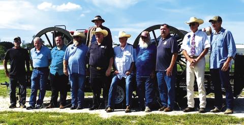 Members of SCV Camp No. 2353 pose with “The Judge” cannon. Left to right: Stephen Brister, Robert D. McKenzie, James Zane Oliver, Billy Ayers, Michael R. Oliver, Gary Lehmkuhler, William “Bill” Dunson, John McCammon, Ross J. Cox, Sr., and Roger D. Hamrick. D. W. Davis stands on the trailer. Photo by Johnny Anderson