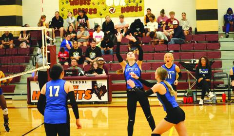 #2 Emma Bryant (setting); #17- Fallon Burns Soto; #12 Brinlynn Mann and #11 Braylee Scaborough Photo by Pam Starr
