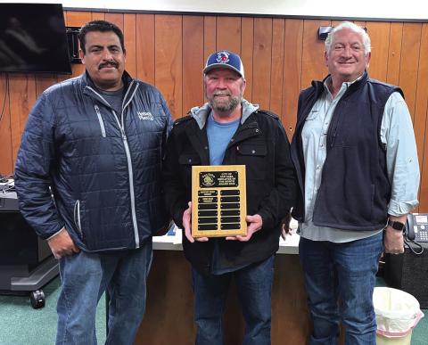 Jimmy Allen of the Street Department was selected as Employee of the Month for February. His supervisor Luis Rios (left) and Alderman Shawn Oliver took part in the presentation. Jimmy was presented with a dedicated plaque with his name on it and a gift certificate to a local restaurant. Congratulations, Jimmy! Photo by Scott Glaze