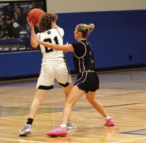 #1 Olivia Sebastain stopping ball mid court