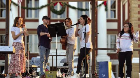Sip ‘N Stroll music sponsored by San Saba Chamber
