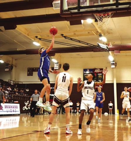 Coyotes clinch Area Championship