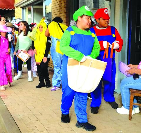 SSMS Halloween Costume Parade Downtown San Saba