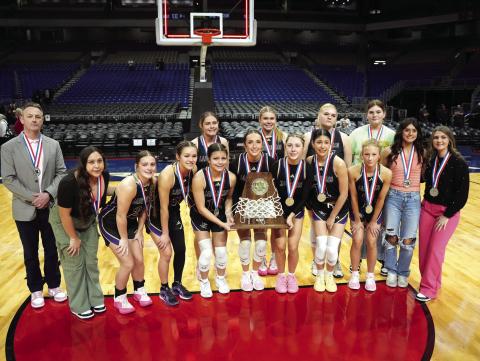 Coach Robert Gray, Caroline C, Baya Baskin, Ema Argote, Aaliyah Patino,Cinzlea Stanton, Olivia Sebastain, Chassidy Gonzales, Kloey Smith, Liliana Carbajal, and Coach Marki Kinkade; standing: Addy Hay, Brooklyn Allison, Jimma Fleming, and Holly English / Courtesy of San Saba All Sports Booster Club
