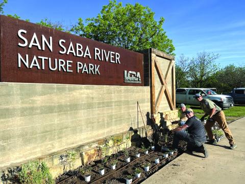 Volunteers take on projects in 30 Texas communities during LCRA Steps Forward Day