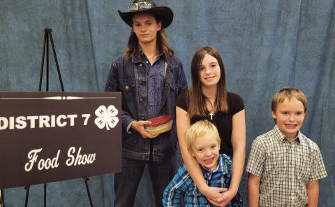 Casey Hibler, Jessie Hibler, Hazle Hibler, and William Hibler