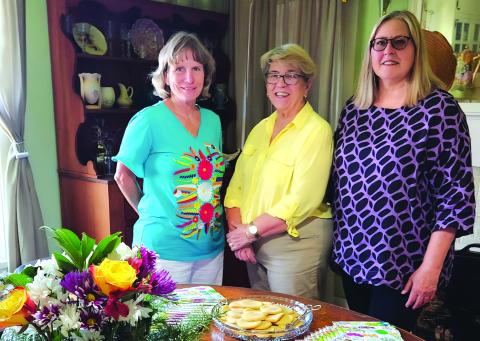 Kiley Moran, WUI Coordinator for Region 8, was guest speaker at the SSGC May meeting. Photo courtesy of Karen Sloan