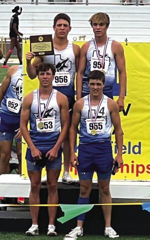 4x100 (L-R): bottom - Cohen Ethridge, Right Rush Norris; top - Billy Perry (holding trophy), Ethan Deeds.