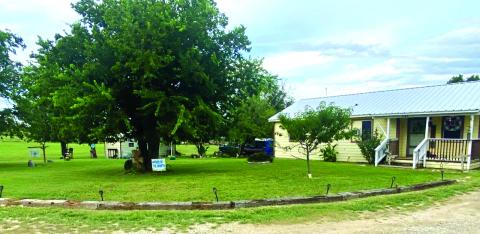 Richland Springs Yard of the Month